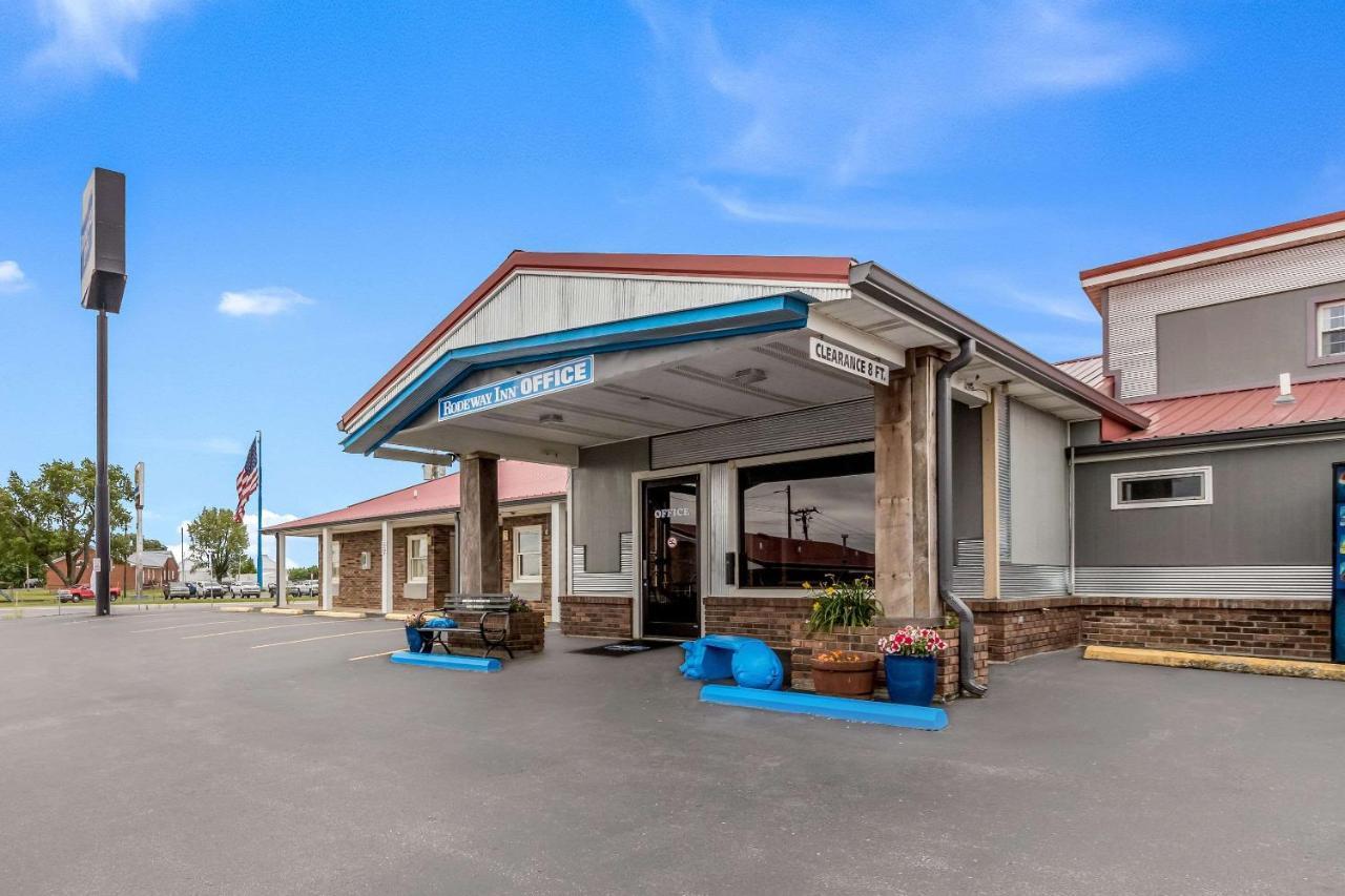 Rodeway Inn カディス  エクステリア 写真