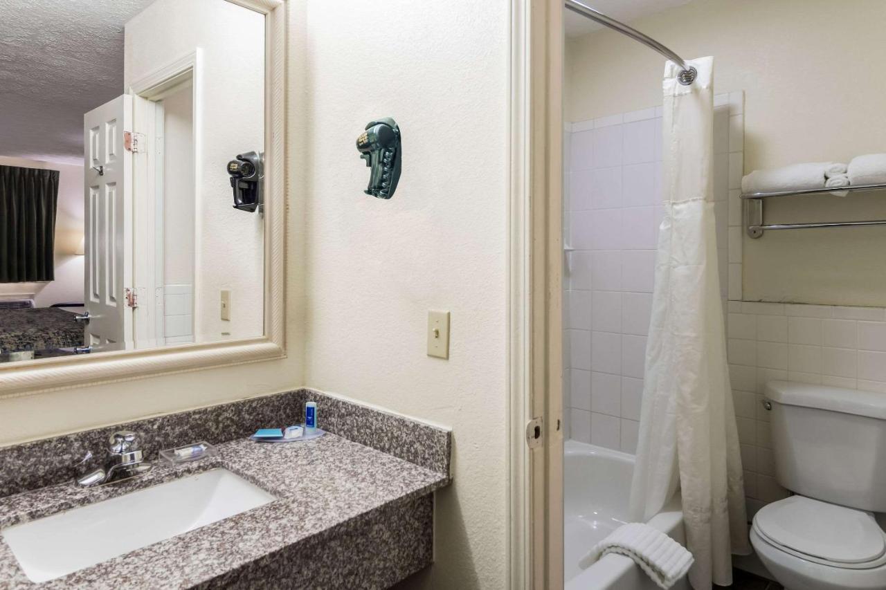 Rodeway Inn カディス  エクステリア 写真