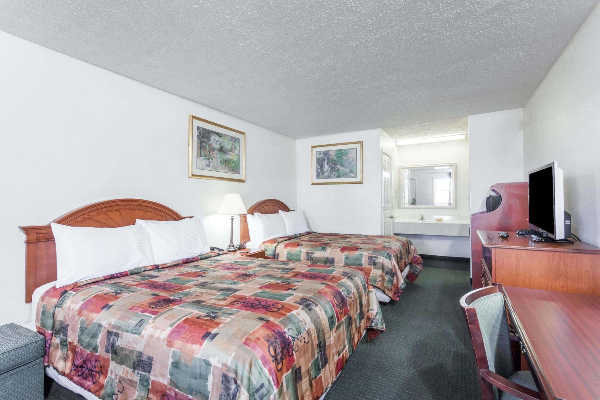 Rodeway Inn カディス  エクステリア 写真